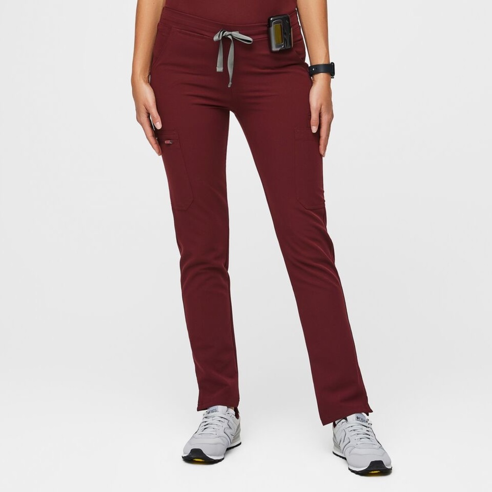 Figs Scrubs Yola XXS Regular bottoms. Used. Burgundy.